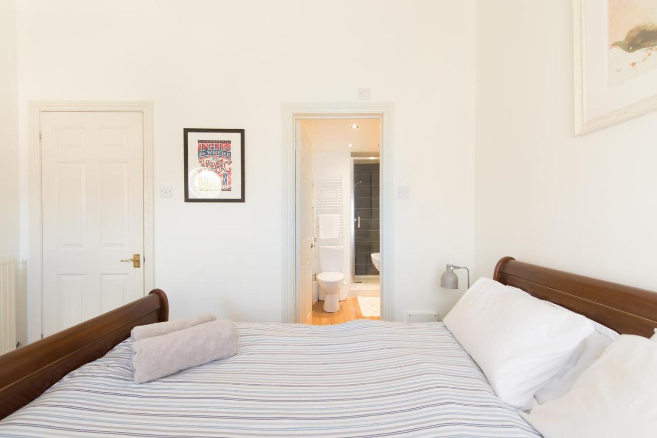 My Place Go - Cirencester Extérieur photo