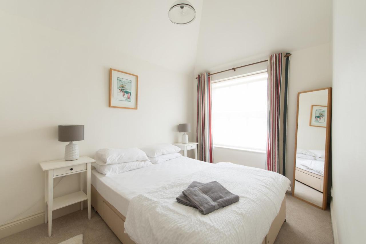 My Place Go - Cirencester Extérieur photo