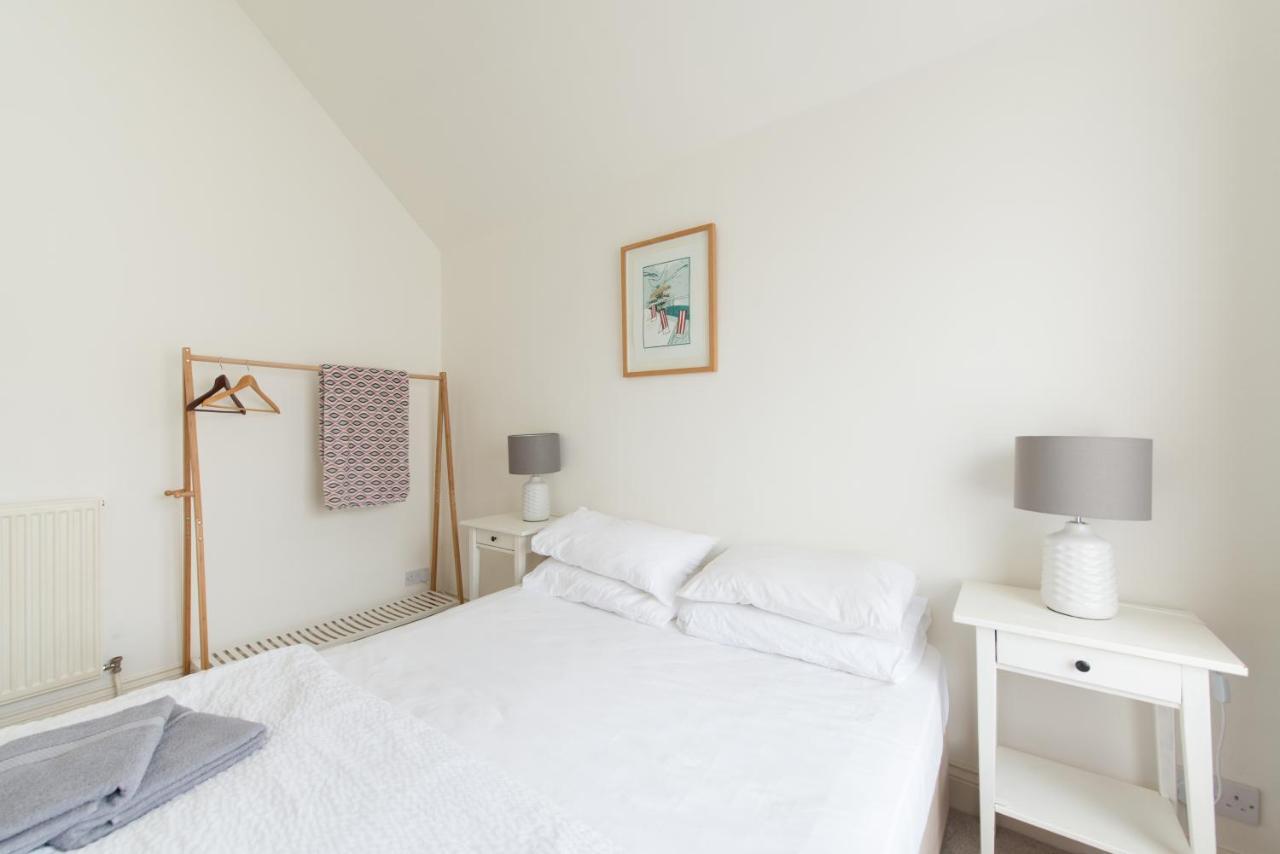 My Place Go - Cirencester Extérieur photo