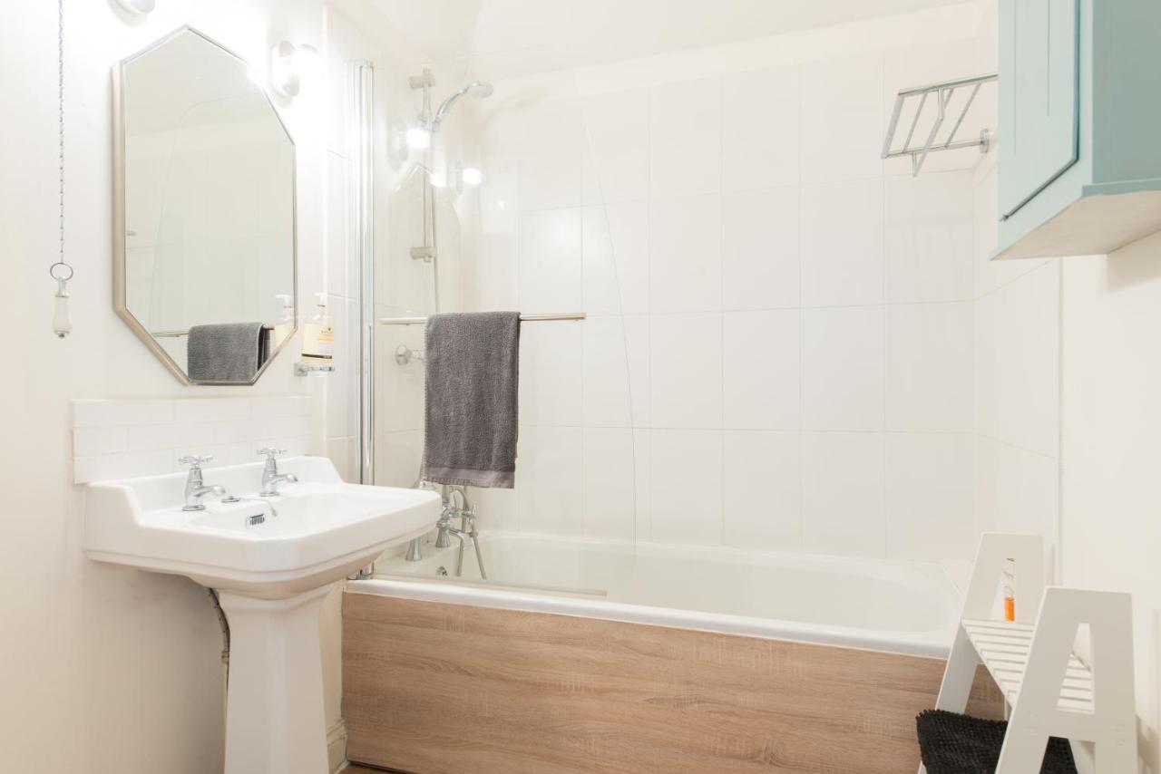 My Place Go - Cirencester Extérieur photo