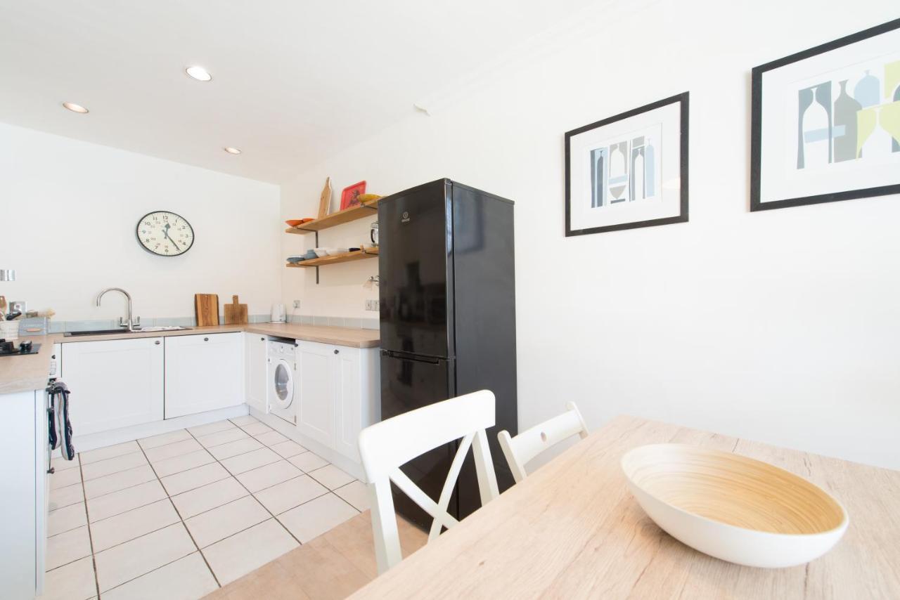 My Place Go - Cirencester Extérieur photo