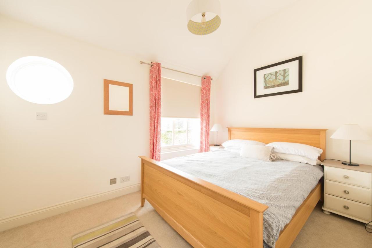 My Place Go - Cirencester Extérieur photo
